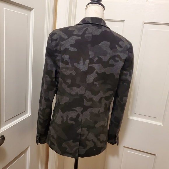 G.I.L.I Black & Gray Camo Print Ponte Knit Blazer Lined Size 10 - Picture 5 of 12